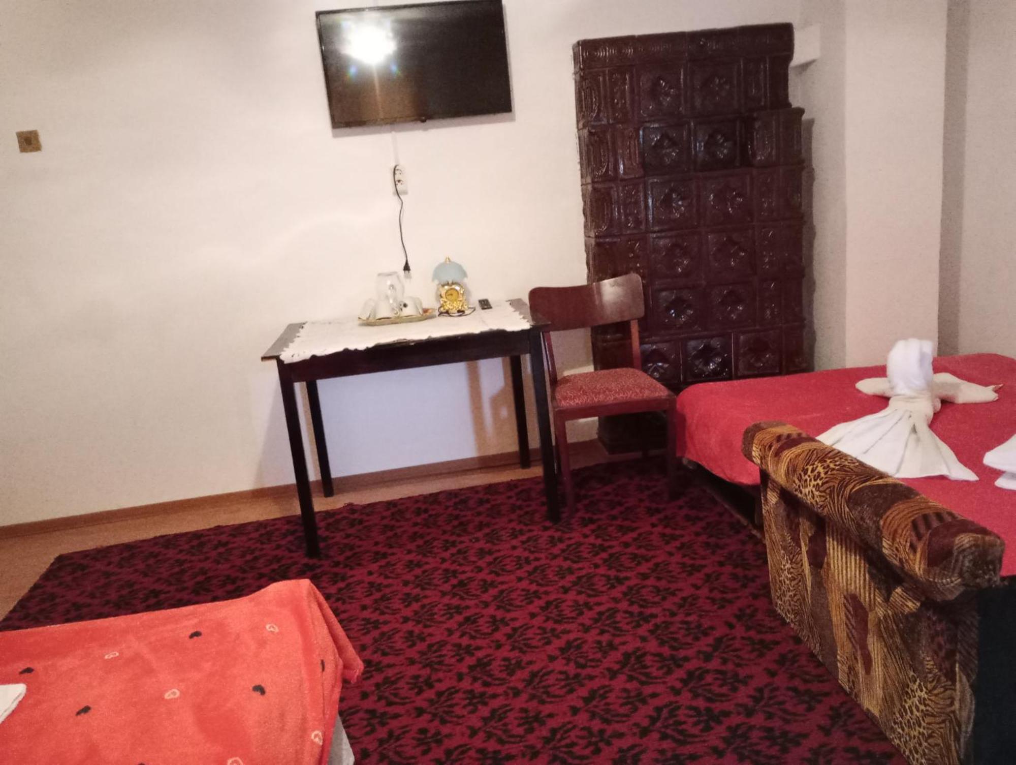 Pensiunea Irina 3 Zărneşti Bagian luar foto