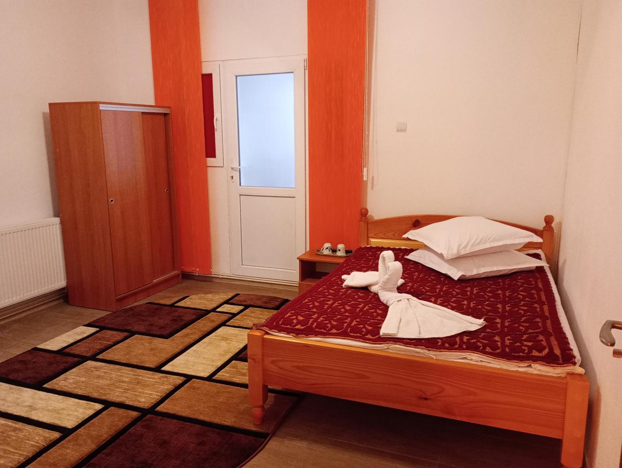Pensiunea Irina 3 Zărneşti Bagian luar foto